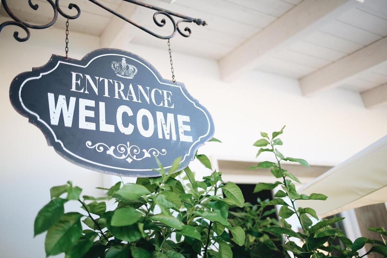 Le Home Rooms Lecce Ngoại thất bức ảnh
