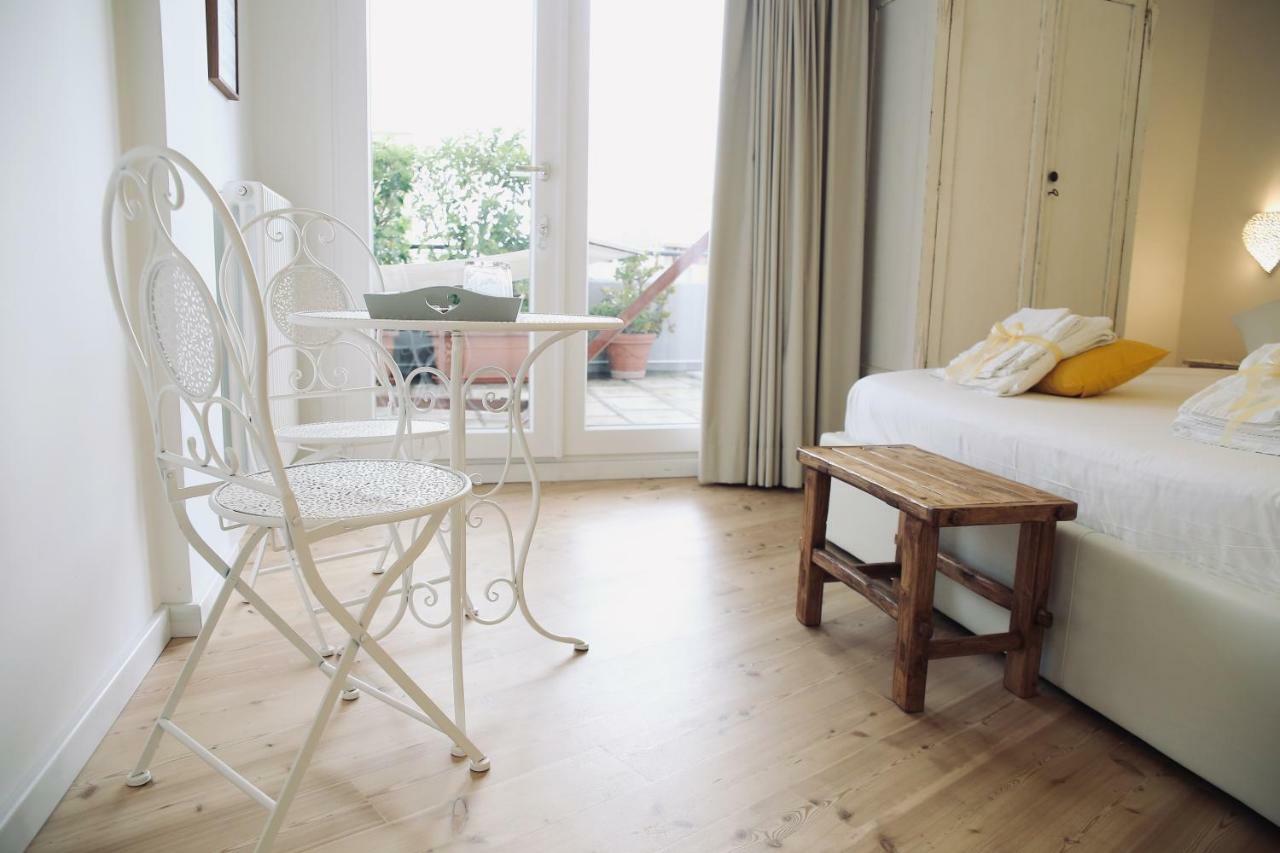 Le Home Rooms Lecce Ngoại thất bức ảnh