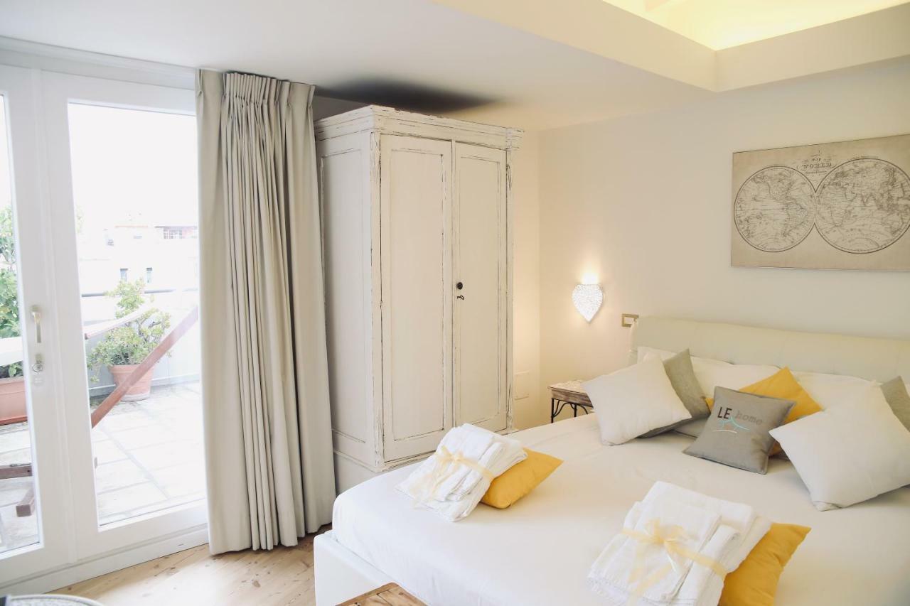Le Home Rooms Lecce Ngoại thất bức ảnh