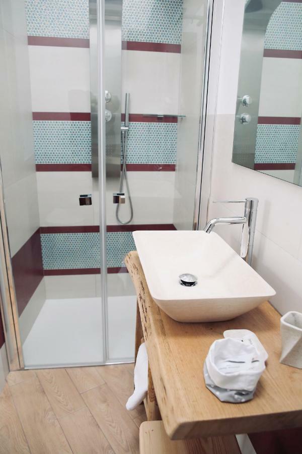 Le Home Rooms Lecce Ngoại thất bức ảnh